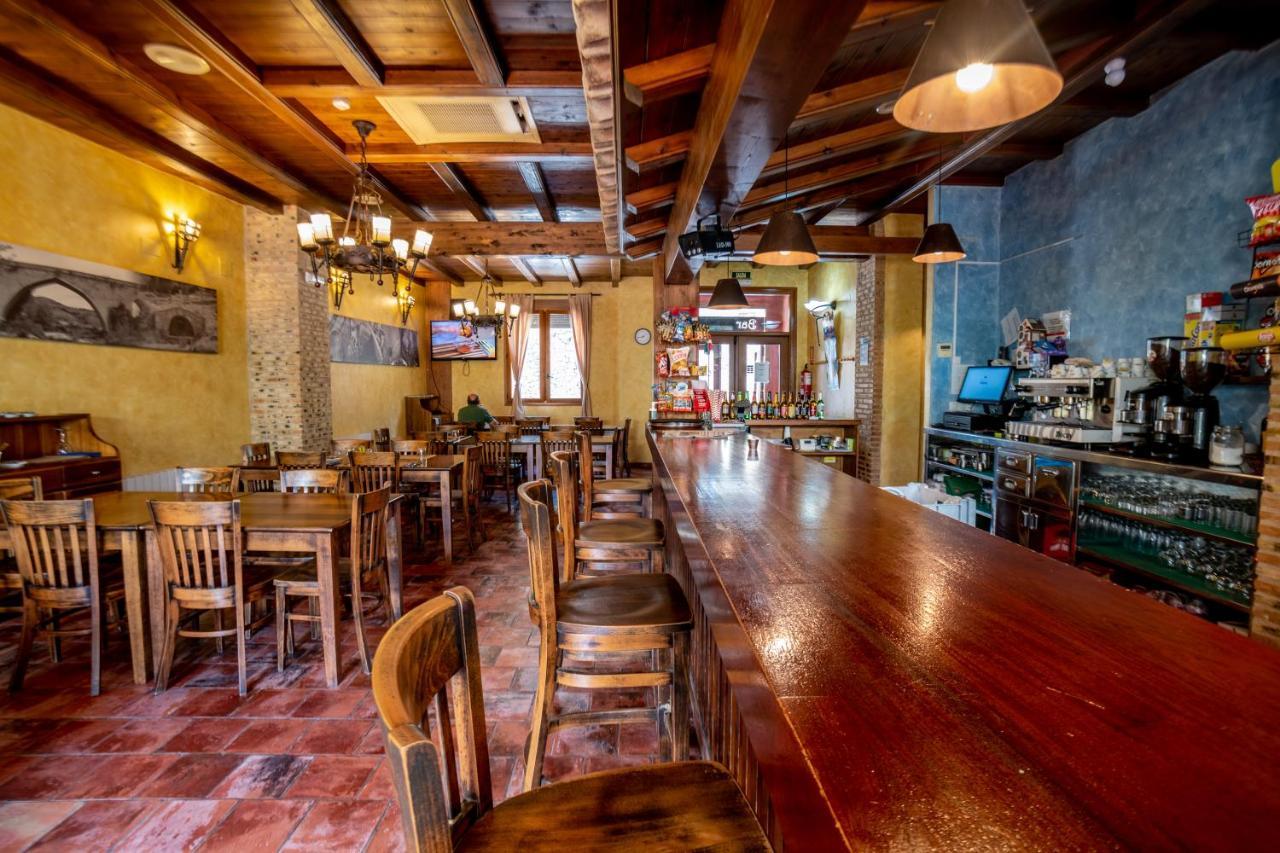 Hostal El Guerrer Todolella Экстерьер фото