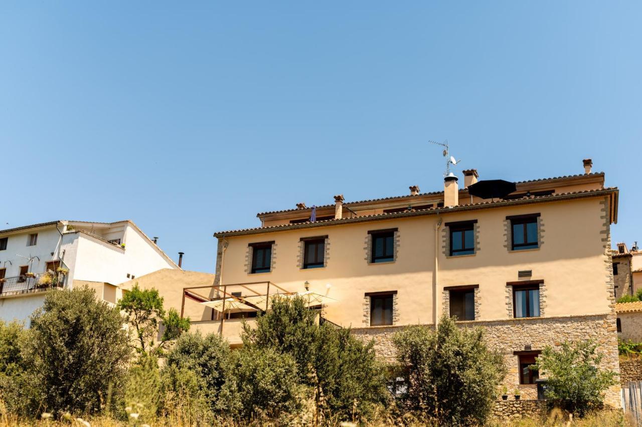 Hostal El Guerrer Todolella Экстерьер фото