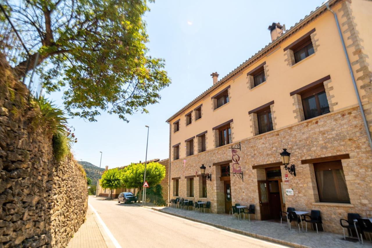 Hostal El Guerrer Todolella Экстерьер фото