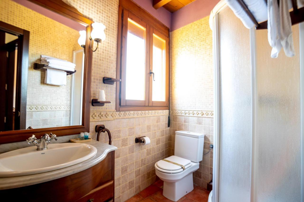 Hostal El Guerrer Todolella Экстерьер фото