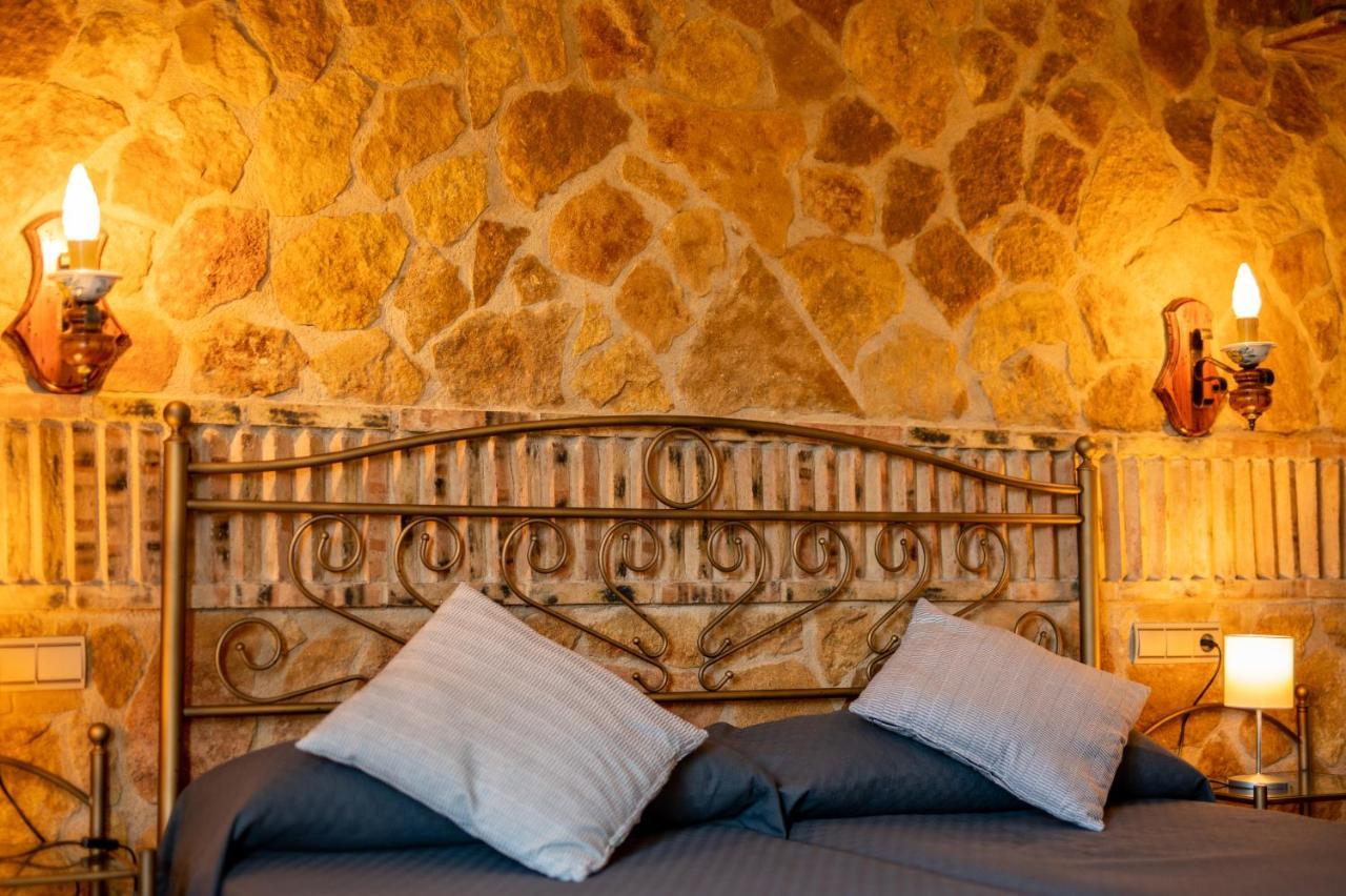 Hostal El Guerrer Todolella Экстерьер фото