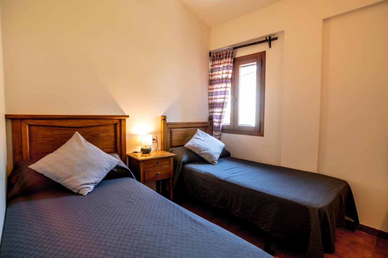 Hostal El Guerrer Todolella Экстерьер фото